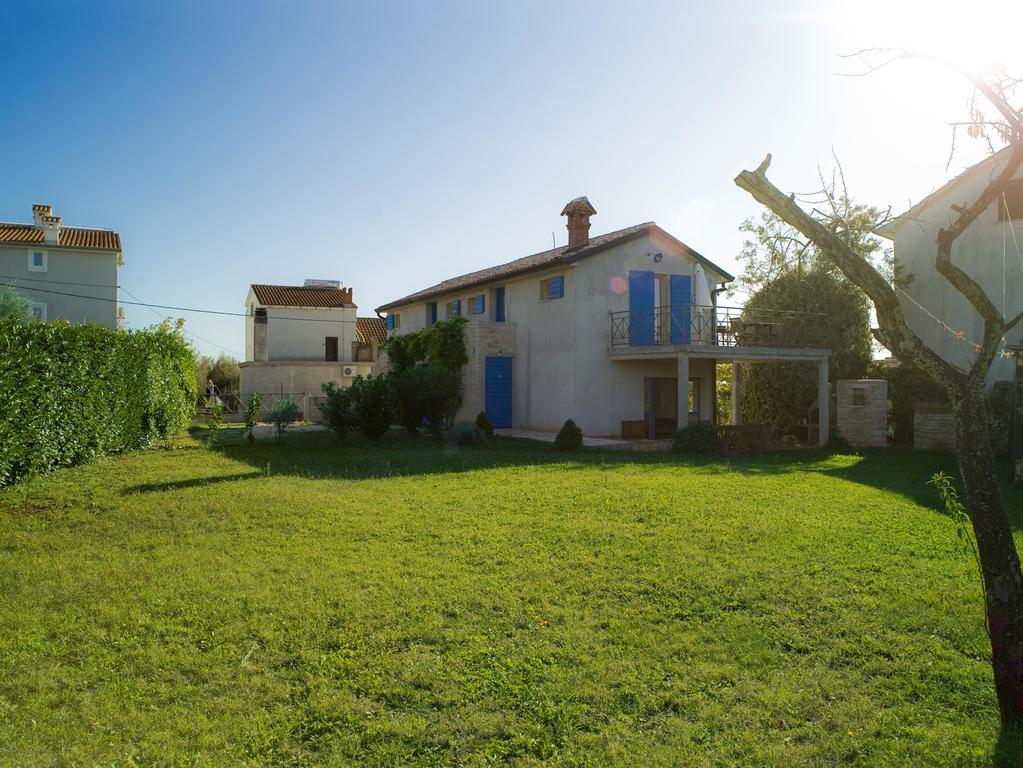 Apartments Ivas Zambratija  Exterior photo